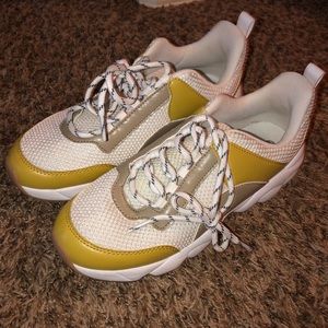 Fun chunky sneakers